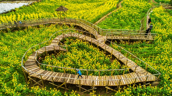 “心”型廊橋。廖濤 攝 “心”型廊橋。廖濤 攝